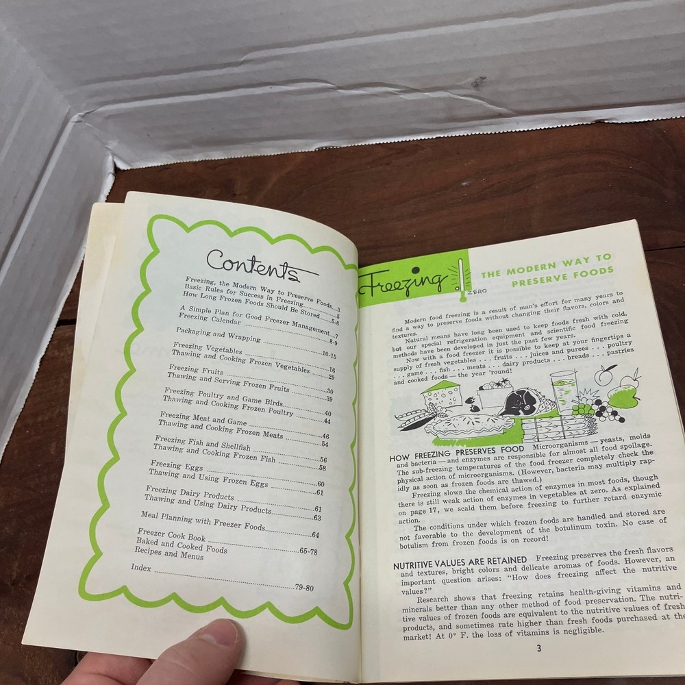 FREEZING Foods at home Shirley Rolfs 1957 Vintage Cookbook Montgomery Ward - Picture 3 of 5
